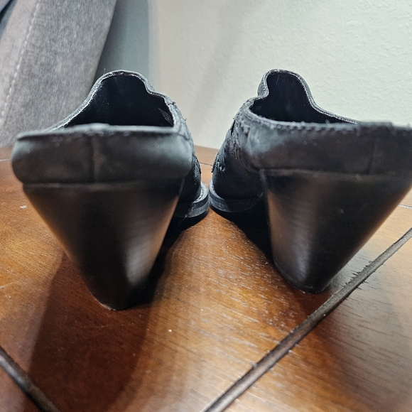 Coldwater Creek Women’s 6M Western Suede Black Bronco Mules Clogs pre-owned - Picture 4 of 6